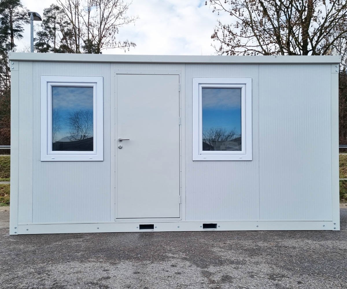 Conteneur bureau blanc-gris – 4 400×2 450×2 460 mm, isolation sandwich